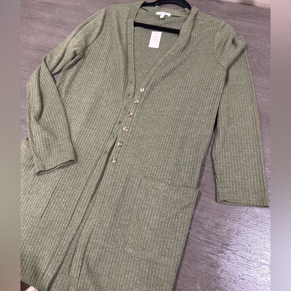 Green long cardigan